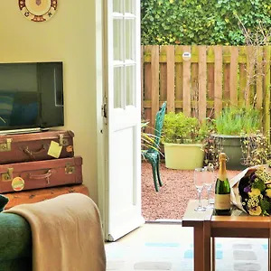 https://county-house-retreat-york.yorkshirehotels.net